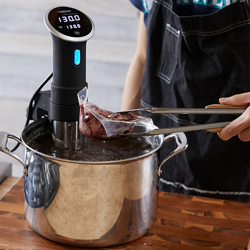 What Is Sous Vide? How To Do It In Your Own Kitchen - Farmison & Co