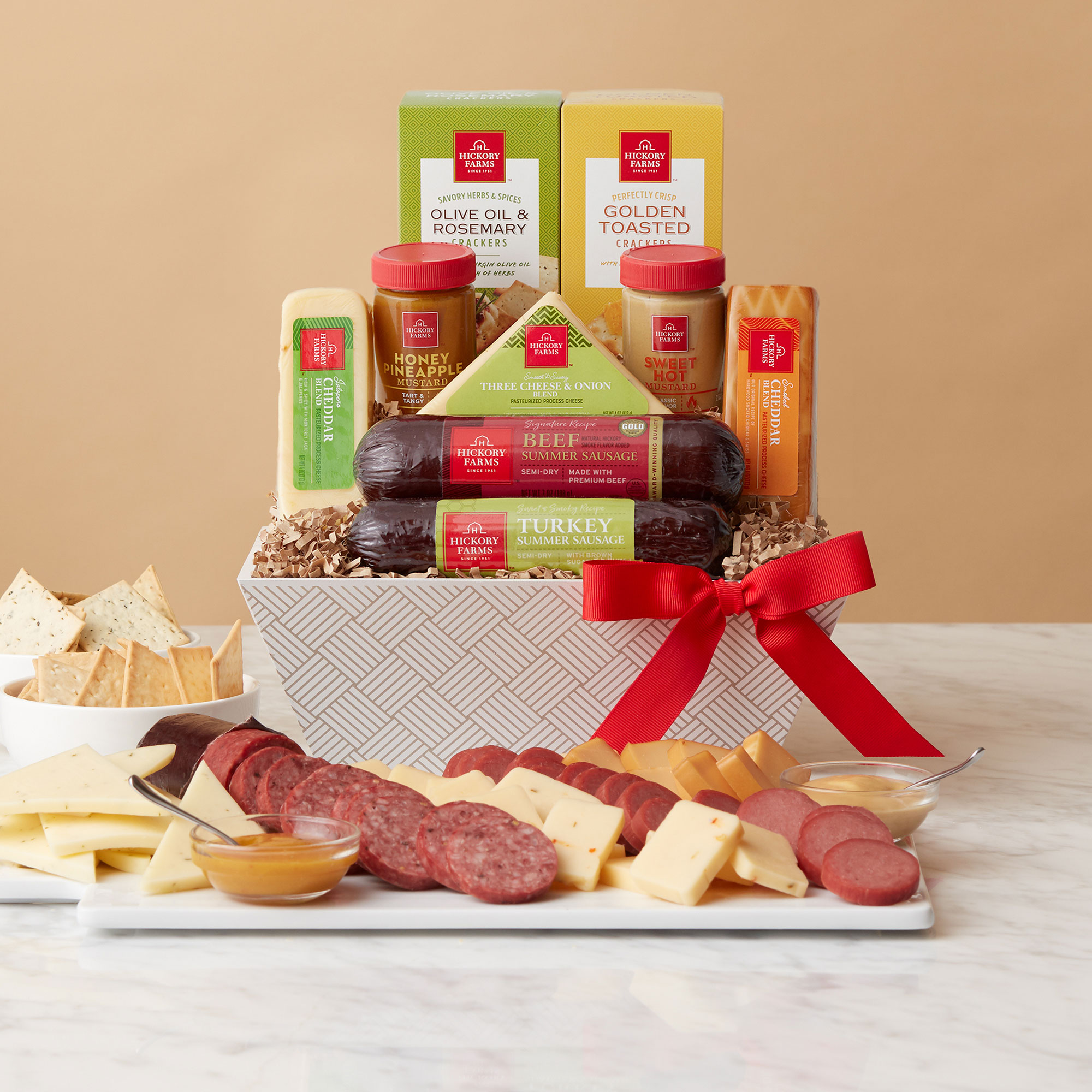 41 Best Gift Baskets in 2022 for the Holidays and Every Occasion: Harry &  David, Amazon, Williams Sonoma | SELF