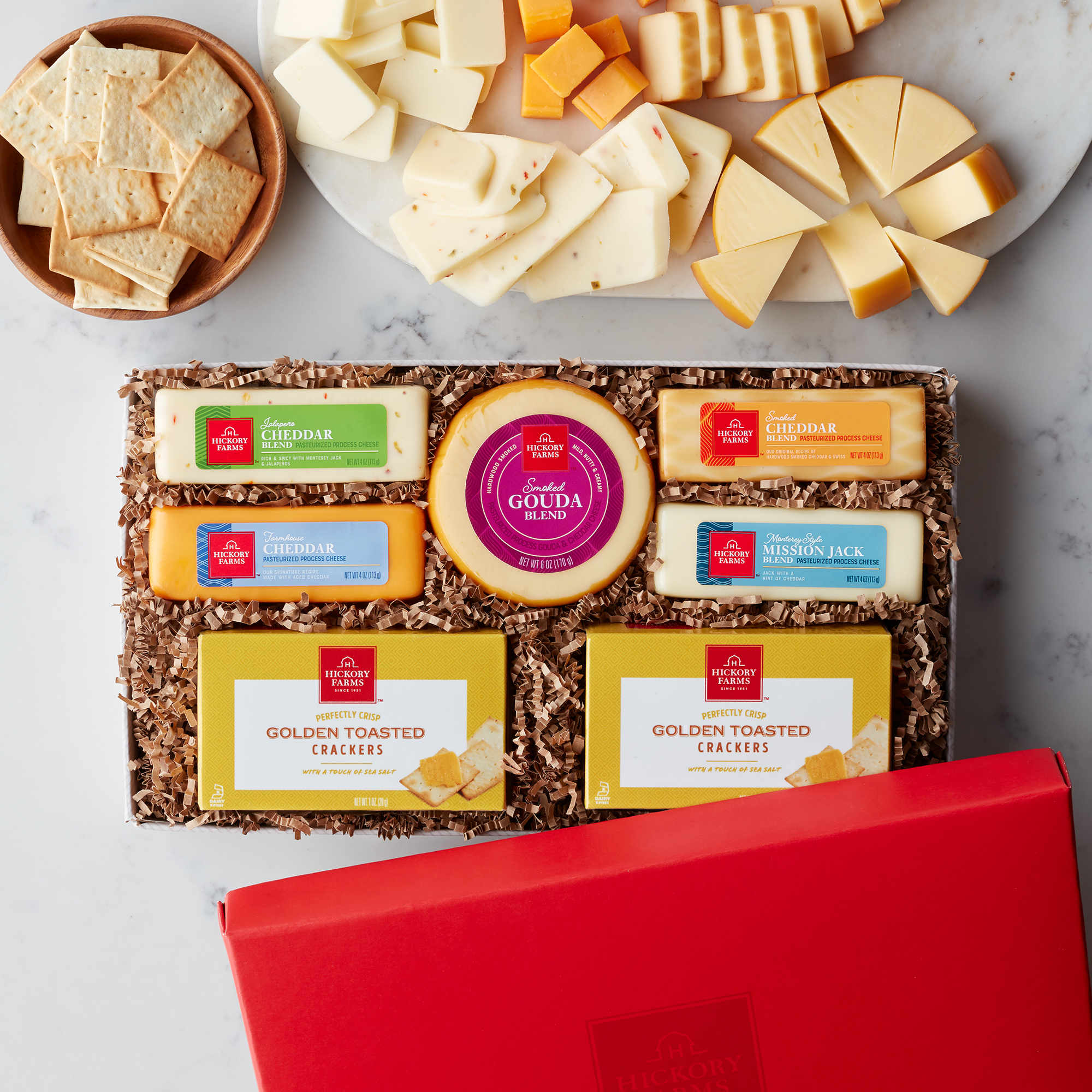Gourmet Cheddar Cheese Gift Box with Chutney, Horseradish & Cracked Black  Pepper Flavoured Cheeses - TheFoodMarket.com
