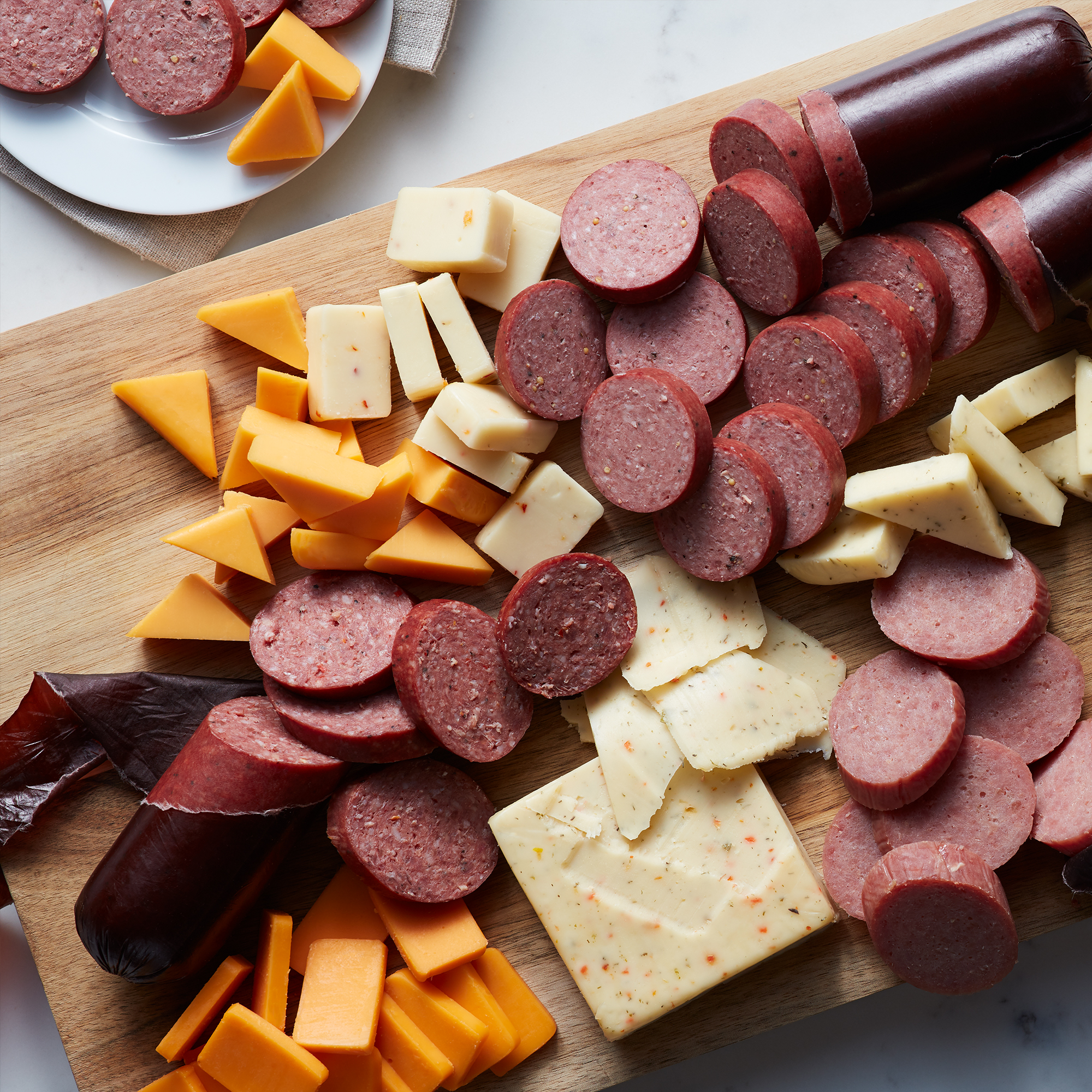 Hickory Farms Beef Summer Sausage & Cheese Medium Gift Box | Gourmet Food Gift